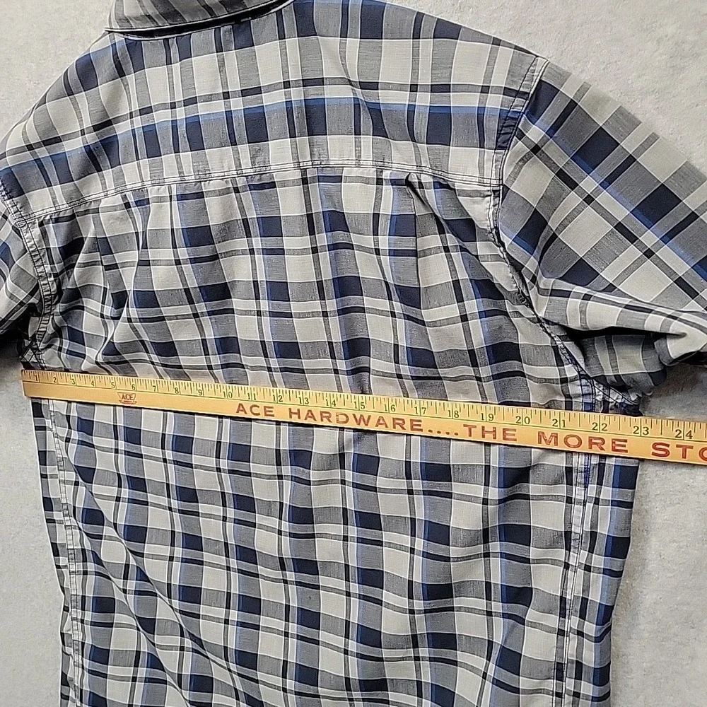 THE NORTH FACE Men's Size L Blue‎ and Gray Plaid Shirt Short Sleeve Button Down
